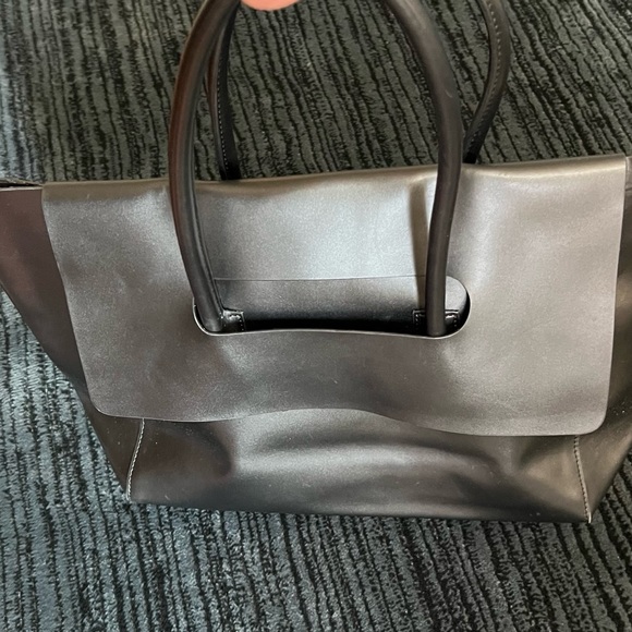 View In Box Leather Purse - Picture 7 of 8